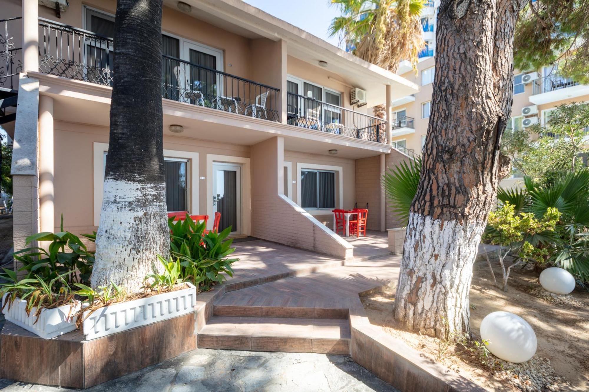 Melis Hotel קוסדסי מראה חיצוני תמונה
